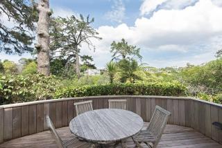 Large Family Home - 4 Bdrms - Great Location - Auckland - 6