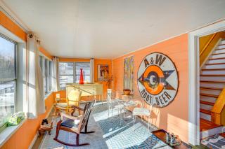 1 Mi to Dtwn Beautiful Home in Williamstown! - Williamstown - 7