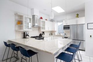 Central Location Villa - 2 blocks Mission Beach - 4