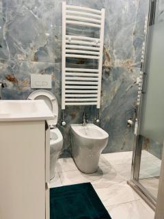 Luxury Hostel Apartment Vicino - Torino Centro - Metropolitana - Torino - 9
