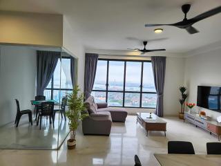 Sky88 Seaview 4BR Indoor Pool-Mahjong-Netflix - Johor Bahru - 4