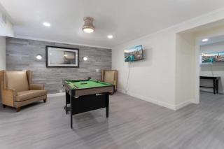 Exclusive Designer Home with Strip Views and Pool - Las Vegas - 1