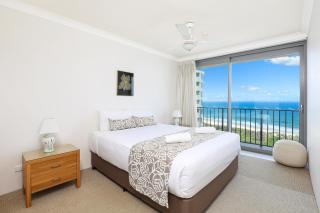 Majorca Isle Beachside Resort - Maroochydore - 6