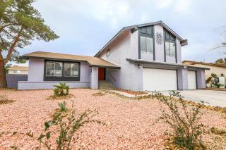 Villa in the HEART of town - Las Vegas - 3