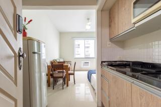 Apartamento Studio na quadra da praia no Leme - Rio de Janeiro - 1