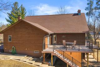 Family Memories on Lake Camelot near WI Dells! Great for multiple famililes! - - 4