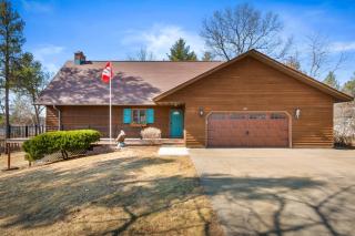Family Memories on Lake Camelot near WI Dells! Great for multiple famililes! - - 1