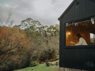 Unyoked Central Gippsland - Hiawatha - Louka - - 4