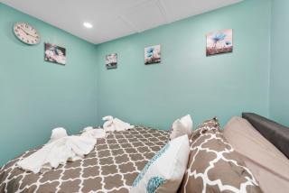 Tiny & Chic Heights Hideaway with Free Parking - Houston - 3