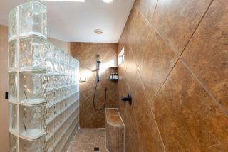 Beautiful Two-Story Home in Scottsdale - Phoenix - 3