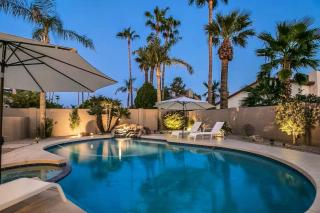 Beautiful Two-Story Home in Scottsdale - Phoenix - 9