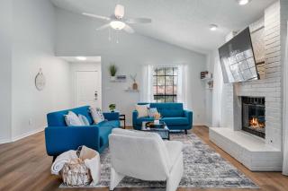 Fun and Stylish Stay with Pool Table and Fire Pit! - 6