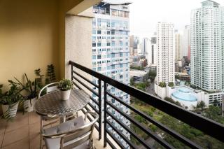 Studio Penthouse in Greenbelt - Park View & Pool - 2