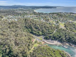 Big Erns Hideaway - Kianinny Getaway - Tathra - 1