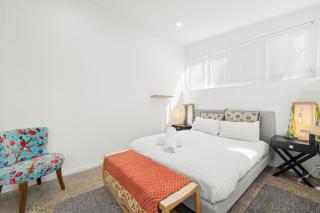 2 Bedroom House - Hobart CBD - - 3