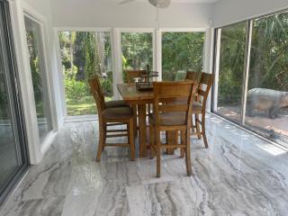 Lakeside Retreat - Port Saint Lucie - 7