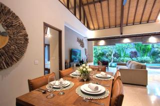 Desa Di Bali Villas - Kerobokan - 7