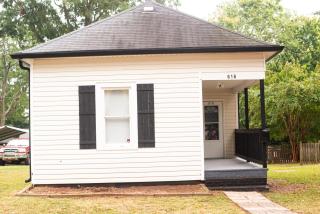 Cozy Nest Cottage - 9