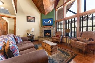 Timeless Memories Lodge Cabin - 6