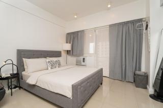 Charming Greenbelt Condo with Balcony & Pool Access - Manila - 8