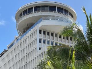 First Cabin International Hawaii - Honolulu - 3
