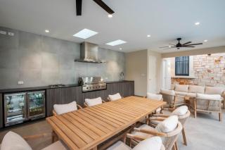 Villa Escape - Luxury Pool & Beach Stay - - 3