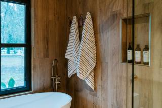 The Temple - Country Farm Retreat - 3