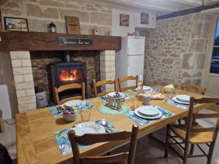 Maison familiale avec piscine privée, jeux pour enfants, salle de sport et Wifi en Dordogne - FR-1-616-70 - 2