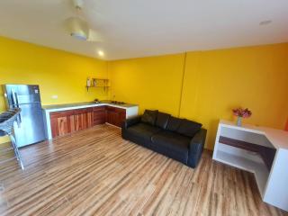 Tablas Seaview Homestay - Ferrol - 3