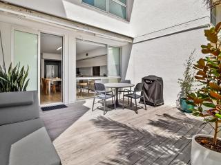 Cotton Tree Beach Front 3 Bedroom Townhouse - 6