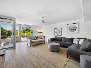 Cotton Tree Beach Front 3 Bedroom Townhouse - Maroochydore - 8