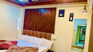 Hotel G P - Ujjain - 1