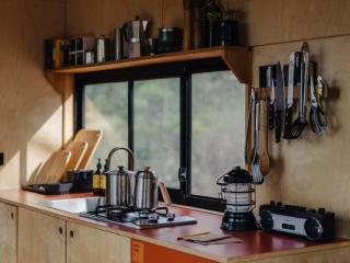 Secluded Off-Grid Cabin Valley View - Pet Friendly - Sufjan - Rawdon Vale - 1