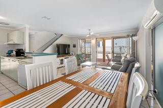 McNaughton Townhouse - Redcliffe - 5