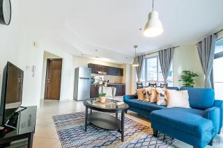 2BR Cozy Elegant, 3 Min to Beach, Dubai Marina - Dubai - 9