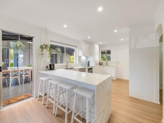 Maroochy 4 Bedroom Family Beachhouse - Maroochydore - 9