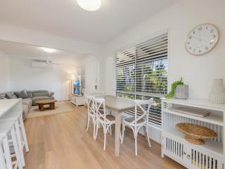 Maroochy 4 Bedroom Family Beachhouse - Maroochydore - 8