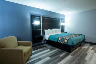 Coratel Inn & Suites by Jasper New Richmond - 9