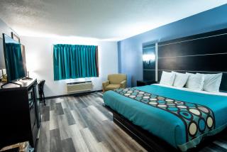Coratel Inn & Suites by Jasper New Richmond - New Richmond - 8