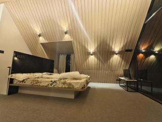Hilltop Paradise - 3