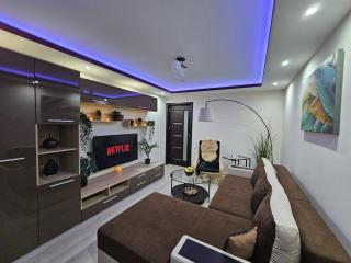O Apartament - Free Parking - Bucarest - 0