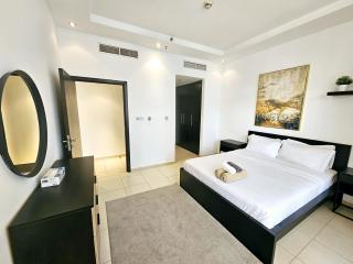 SUNRISE HOMES - Stunning 1 Bed Apt - Dubai Marina - 2