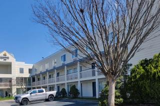 Quality Inn - Newark - 9