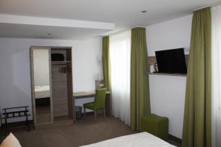Schwarzer Adler - Hotel Garni - 3