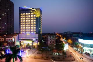 Lam Giang Hotel - Vinh - 4
