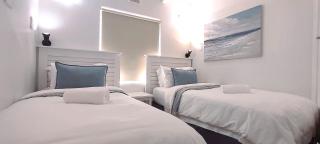 Ocean Breeze 33 Chaka's Rock Chalets - Ballito - 3