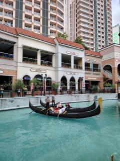 Owls and Larks BnB 300mbps WiFi, Netflix, Coffee - Manila - 1