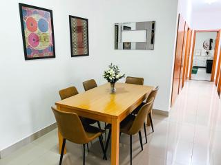 Apartment D - 3 Bedrooms - - 5