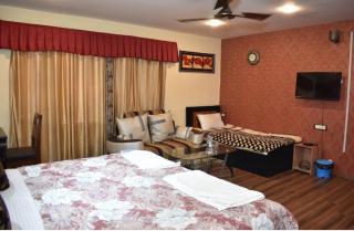 Heavenwood Heritage Hotel By Urban Inn Resorts - 3