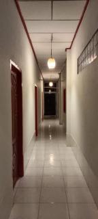 Naughty Boy Hostel Thakhek - Thakhek - 5